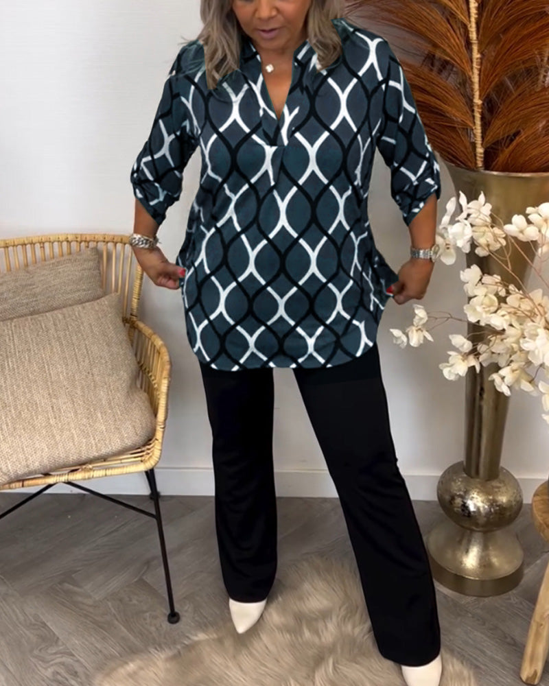 Meri™ Graphic Print Blouse